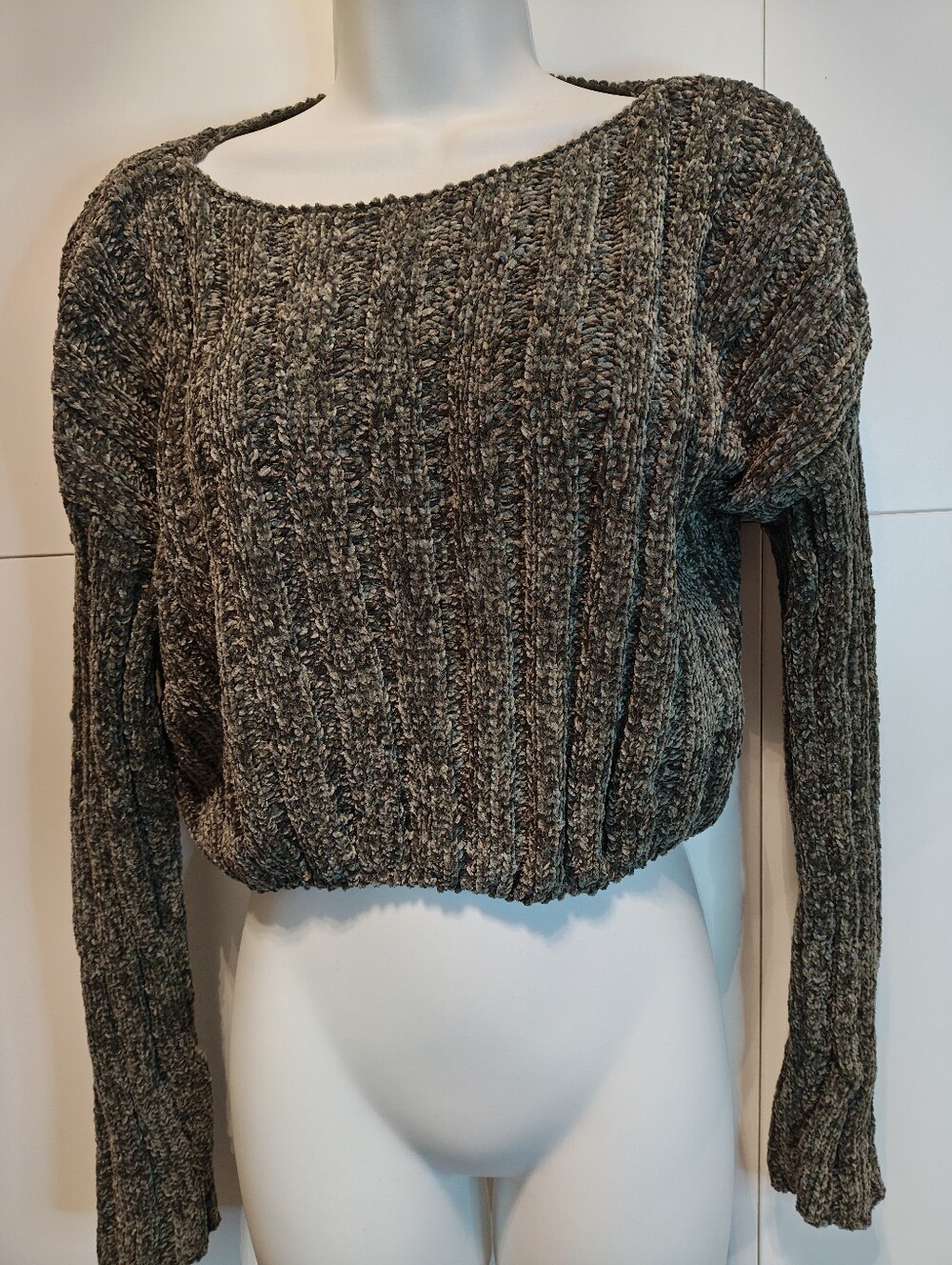 HYFVE Olive Green Chenille Ribbed Cropped Sweater Size Large